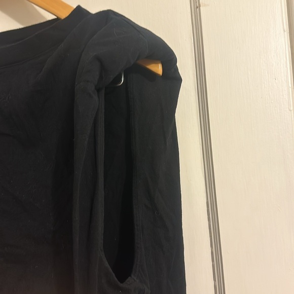 Babaton Aritzia sleeveless tee - Picture 4 of 4